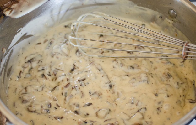 酥皮蘑菇洋蔥湯