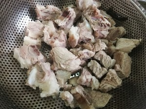 胡蘿蔔玉米排骨湯2