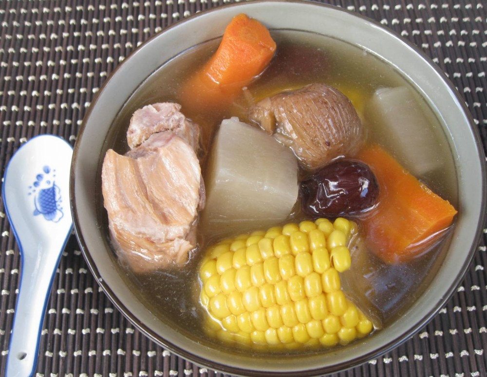 胡蘿蔔玉米排骨湯4