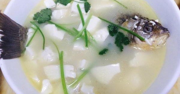 鯽魚豆腐湯