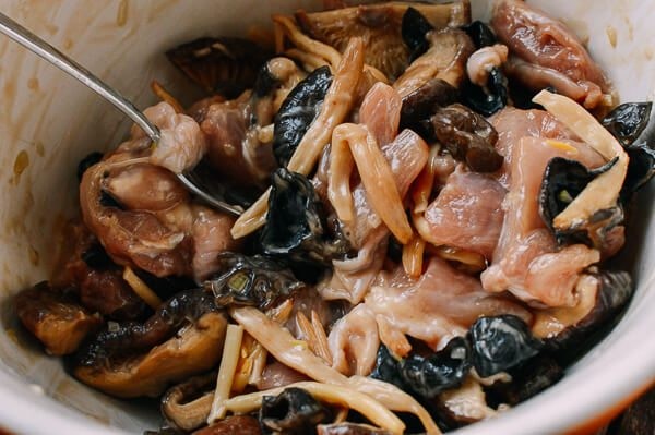 香菇雲耳蒸雞2