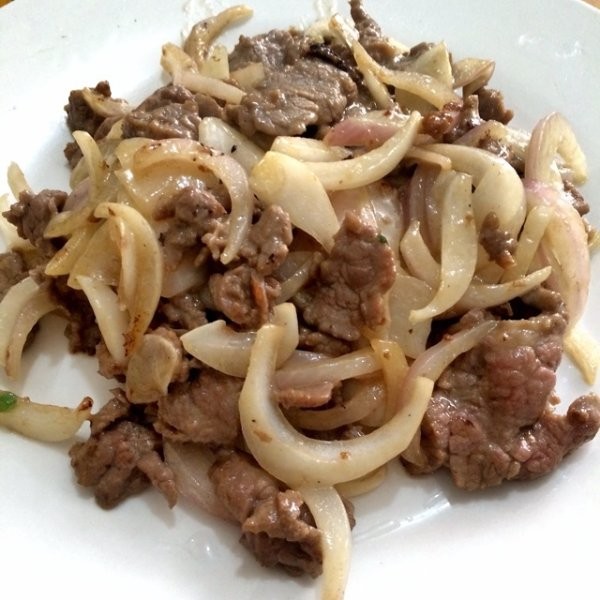 洋蔥炒牛肉2
