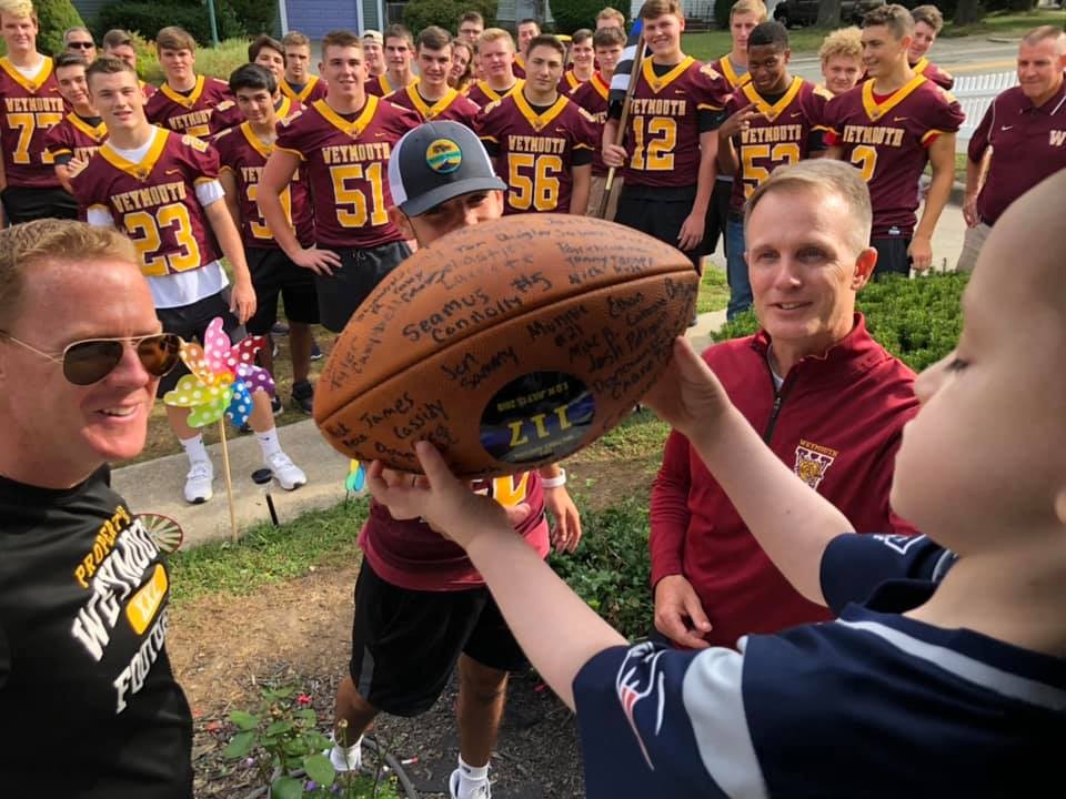 很多來探訪的人都和Quinn素未謀面