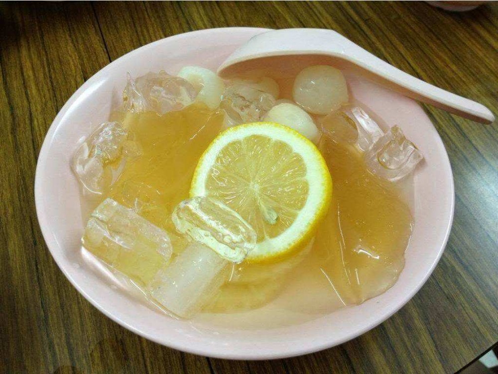 每100克檸檬愛玉凍有52卡路里。