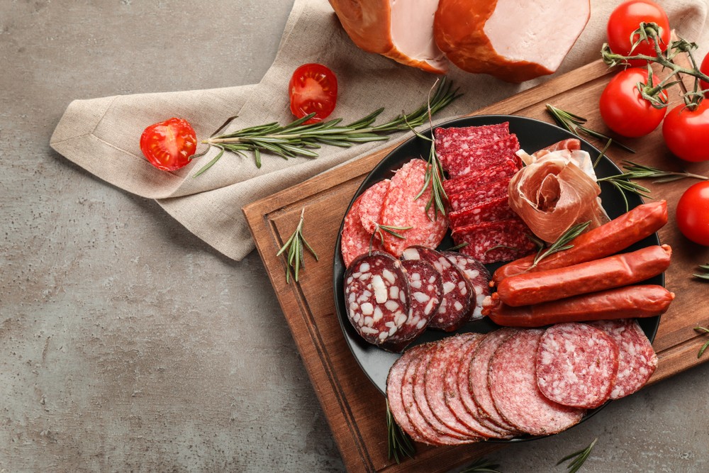 火腿、煙肉等高鈉食品
