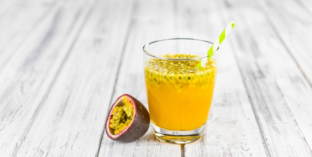 一個熱情果就含大約2克的纖維。纖維對保持健康腸道,和預防便秘,都是必需的,不過大部分人的纖維攝取量都不足。