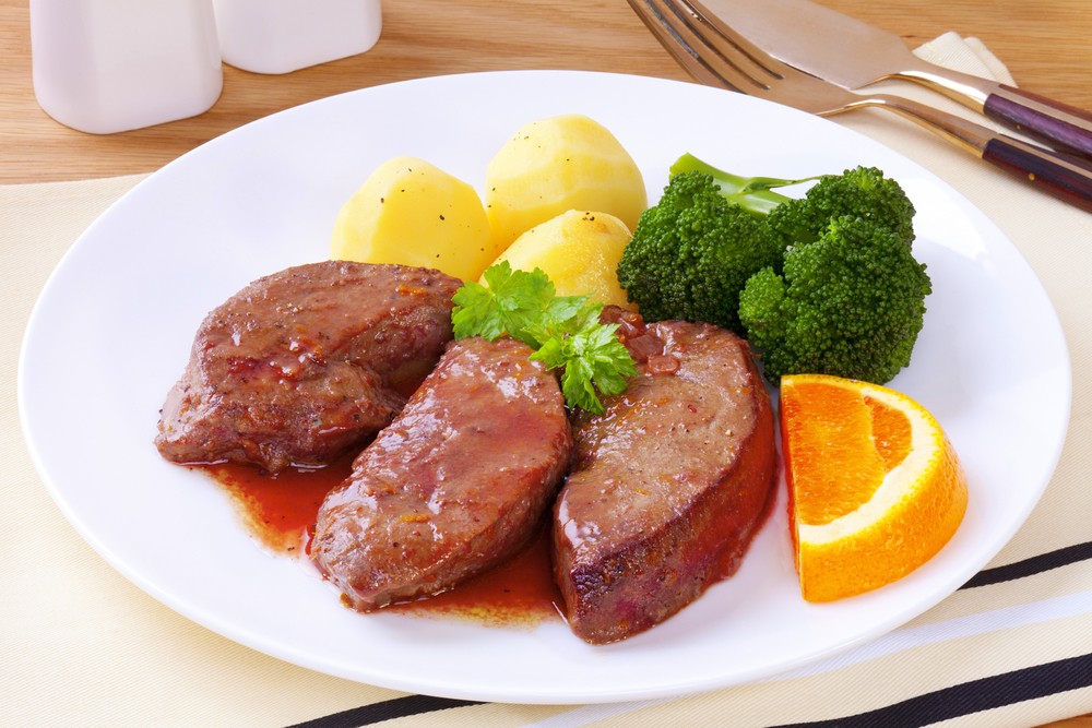 內臟含有大量營養,肝臟和腎臟,尤其是羊的肝和腎,都含豐富維他命B12。