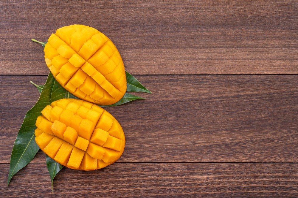 芒果含大量維他命A和維他命C,1杯切好的芒果,就已可提供每日維他命C建議所需的100%,並佔每日維他命A建議所需的超過三分之一。