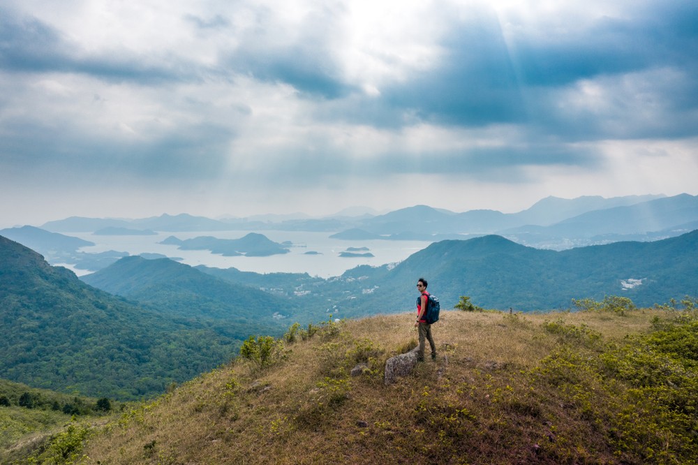 行山每小時可以燃燒400至700個卡路里。