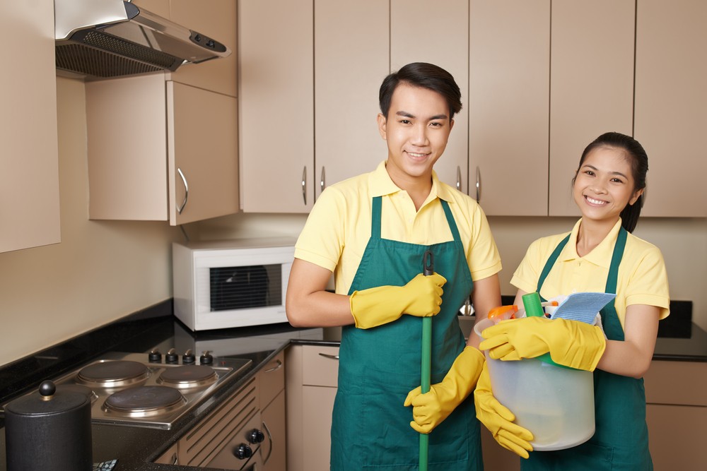 全部對風疹未具備免疫力的外籍家庭僱傭都應接種麻疹、流行性腮腺炎及德國麻疹 (MMR) 混合疫苗,最好在抵港士作前接種。