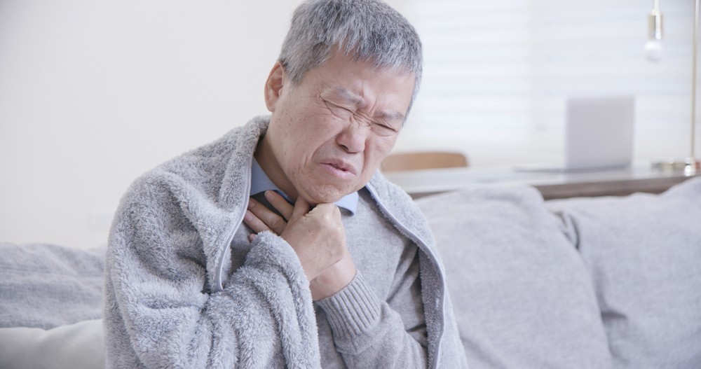 口腔癌、食道癌、鼻咽癌等癌症也會讓人吞嚥困難,導致體重減輕。