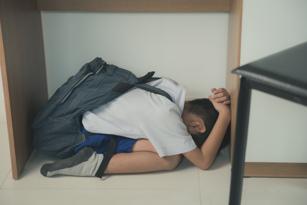 發生人踩人時應盡快護頸護頭。