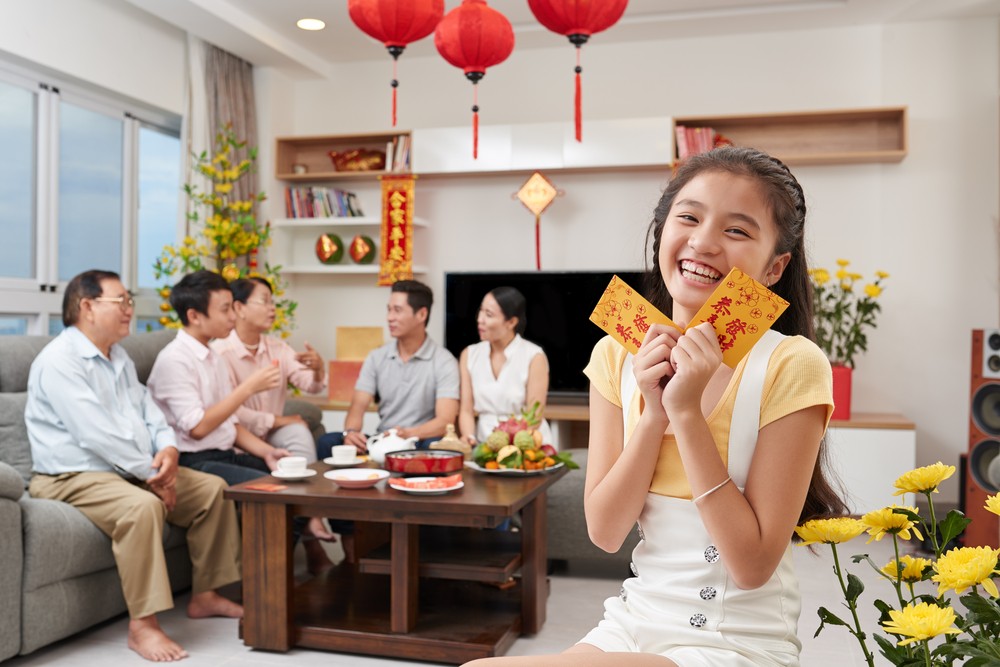 快到農曆新年,很多人都會購買或自製年糕、蘿蔔糕等賀年糕點準備過節。