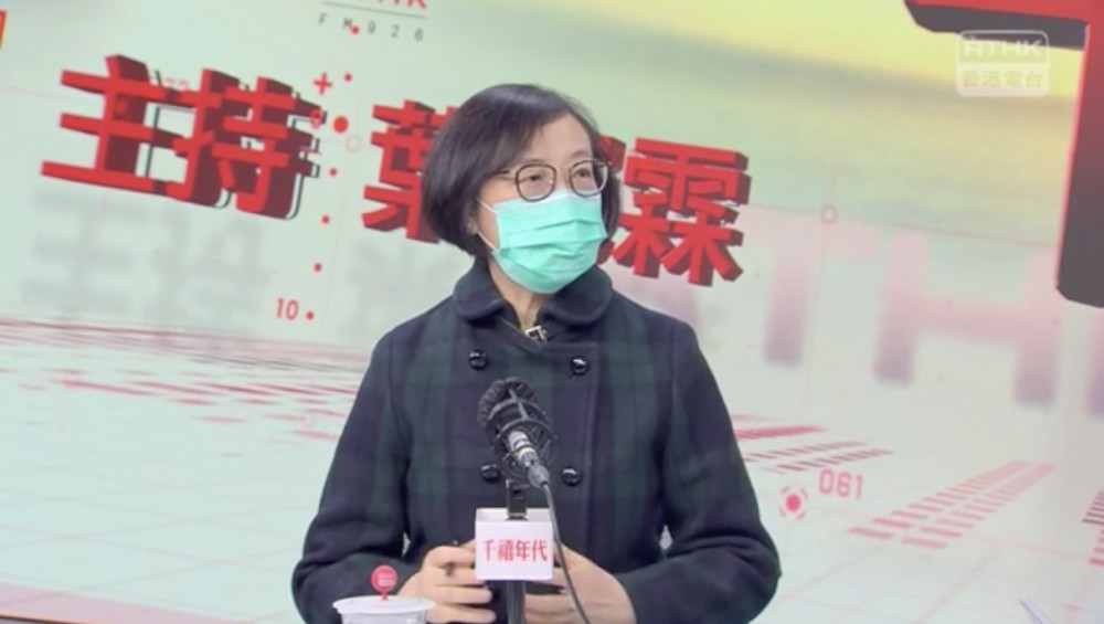 食物及衞生局局長陳肇始出席本台節目《千禧年代》時說,湖北省是最主要的疫區,禁止湖北居民入境本港是第一步,政府今日會再開會討論更全面的措施,亦會密切監測有沒有其他省、市成為疫區。