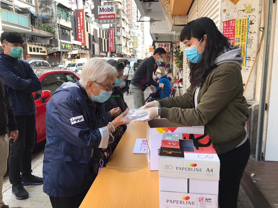 九龍樂善堂明日（24日起）一連五日於社交平台，以網上登記方式，向基層人士或長期病患者免費派發5萬個口罩。