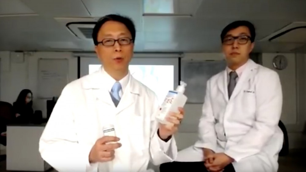 酒精搓手液內的酒精成分至少要70%。