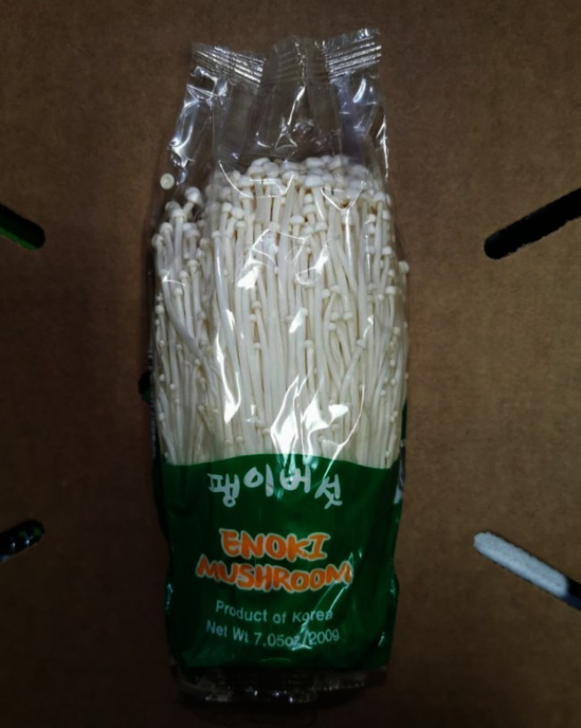 有關金針菇是Sun Hong食品公司出售的產品,該公司已召回該產品。