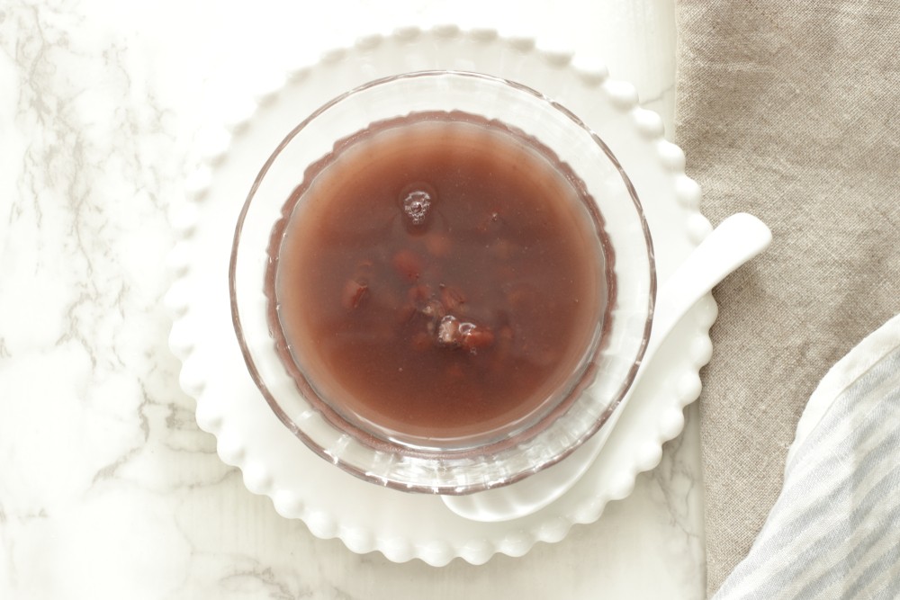 土茯苓赤小豆龜板湯。