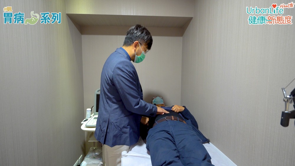 吳醫生表示,問症、臨床檢查包括檢查患者的喉嚨、頸部、腹部、胸部等,很多時就可了解患者有否胃酸倒流及其嚴重程度。但如懷疑患者病情較嚴重或有併發症,便會為其進行胃鏡檢查 期間會抽一些樣本作化驗;針對病情難控制、非典型胃酸倒流患者,就會建議其進行酸鹼度測試,以量度食道的酸鹼度。