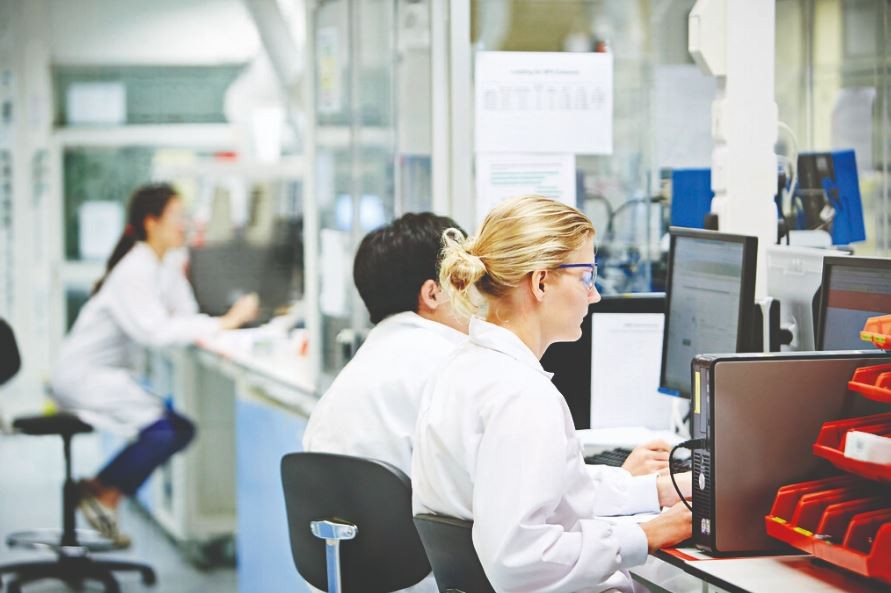  於研發過程之中，GSK將會提供傳染病佐劑技術。