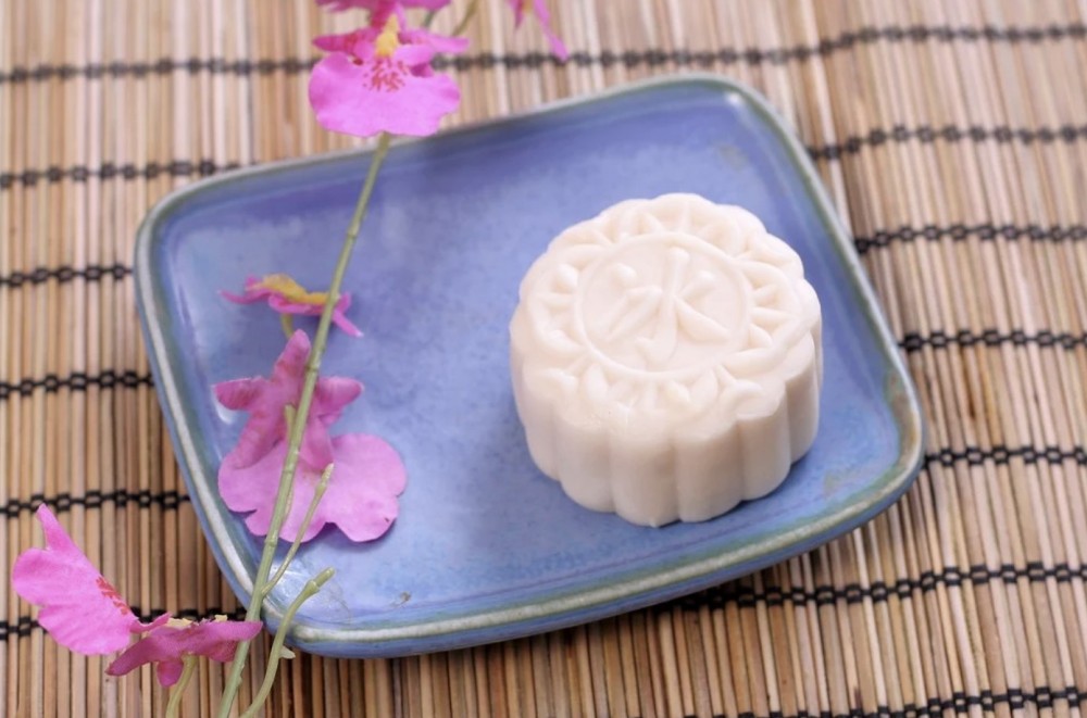 市面上的冰皮月餅有不同口味,特別鮮果、榴槤、朱古力、焦糖味等糖分比較高。