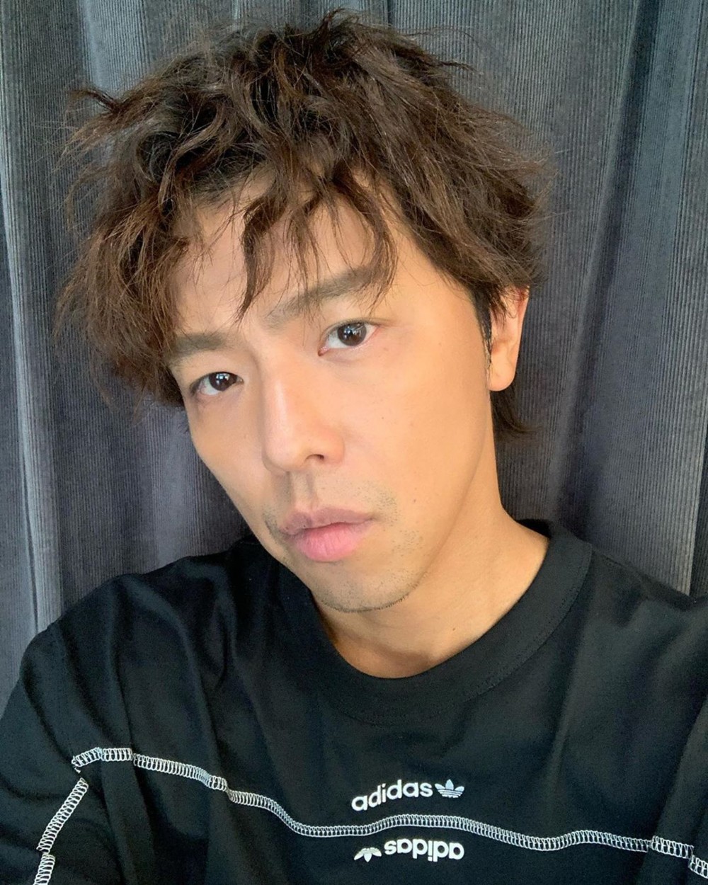 台灣藝人「小鬼」黃鴻升疑浴室摔倒撼頭失救,終年36歲。