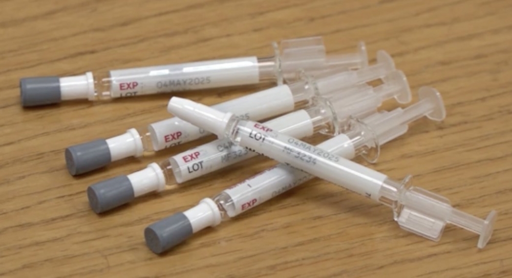 噴鼻式適用於2歲至49歲非懷孕、非免疫力低人士。