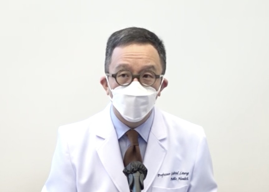 政府專家顧問、港大醫學院院長梁卓偉於今(18日)於線上記者會表示,相關處理手法是經風險評估後專家開會同意的方案。