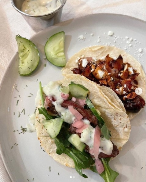 Tom為妻子炮製無麩質、不含乳製品的菜式。