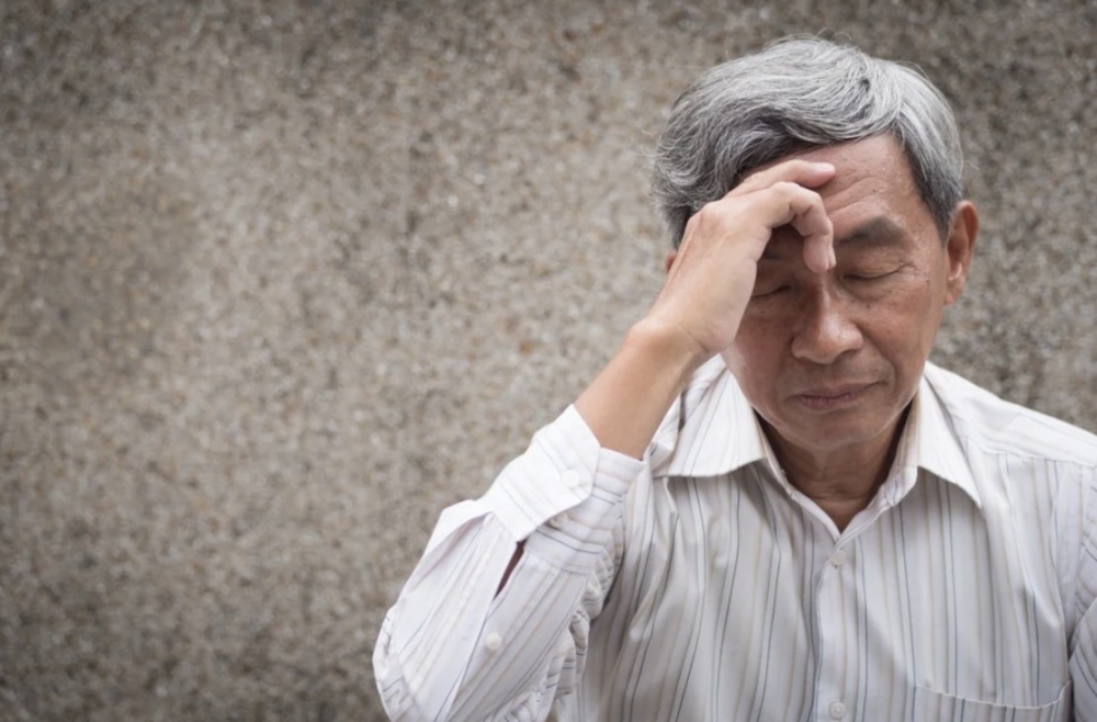 阿茲海默症是認知障礙中最常見的類型,佔香港長者病例約65%,晚期患者除了會無法認辨親友,更無法自理。