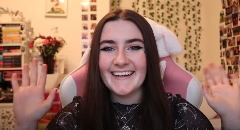 Zara Beth更會拍片上載YouTube,讓更多人了解妥瑞症。