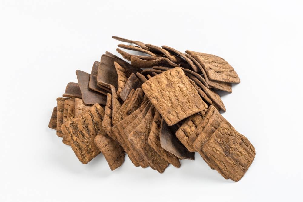 杜仲主要治療腎虛,有助改善尿頻。