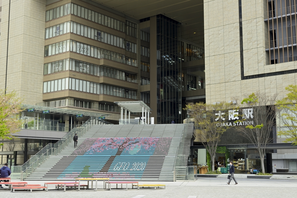 日本大阪府單日(8日)新增905宗新冠肺炎確診個案,確診數字再創新高,累計有5萬7531人確診。