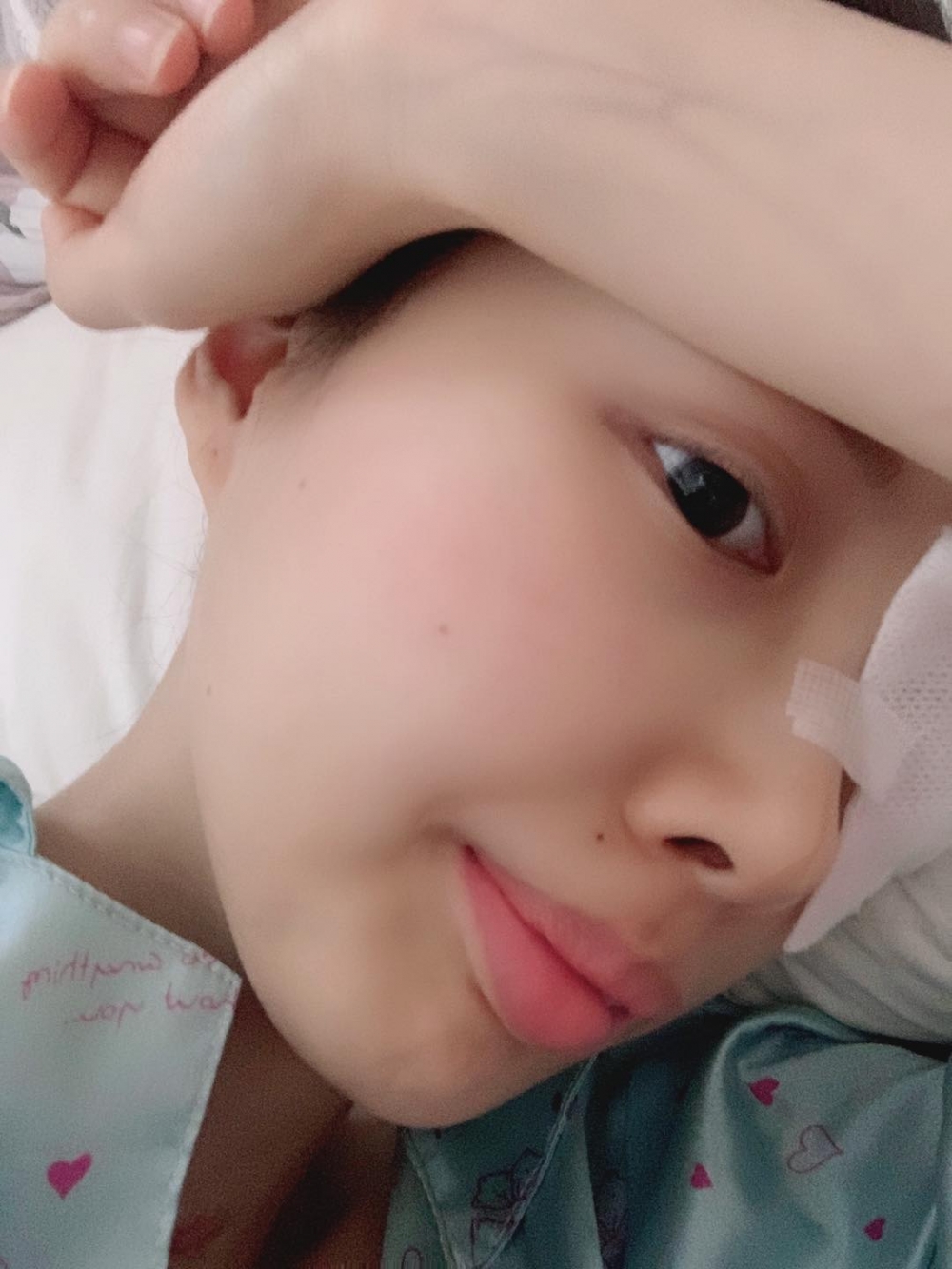 眾多網友亦留言支持Sarena,希望她能盡快減輕疼痛與不適。