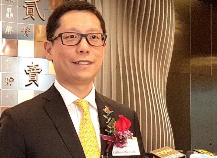 叙福樓集團主席、稻苗學會會長黃傑龍今早(19日)表示,希望政府能放寬執行第一階段的措施,又指政府透露會製作應用程式為證明市民已打針。