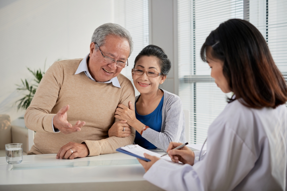老人痴呆檢查問卷對診斷有一定的幫助,倘若評估不是老人痴呆症所致,便可暫時解除疑慮;但若評估是老人痴呆症,則可進一步找出病源。