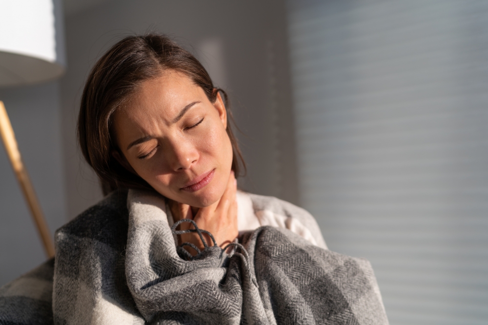 只要手足口病的高熱症狀持續,體溫連續3天高於38.5℃,或高於39℃,請馬上求醫。