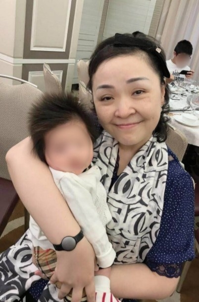 兩子之母徐彩珠(Janice)昨晚(13日)再出現爆肺,肺功能僅餘下不足1成,須轉入深切治療部,急需O型血雙屍肺續命。