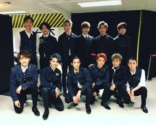 偶像男團MIRROR成軍兩周年一連六場的演唱會《MIRROR ONE & ALL LIVE 2021》今晚(6日)開騷。