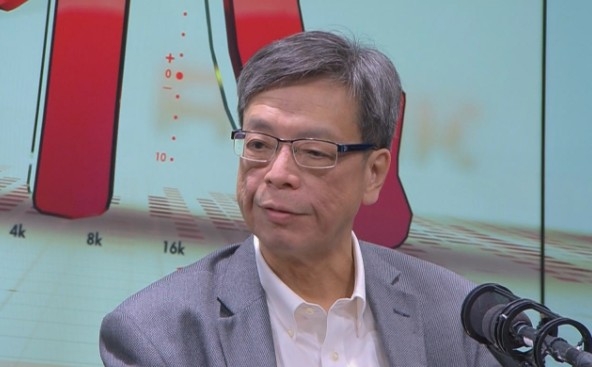 呼吸系統專科醫生梁子超今(27日)指,目前亞洲新冠疫情嚴峻,認為當局要求已打針船員兩周一檢太鬆。