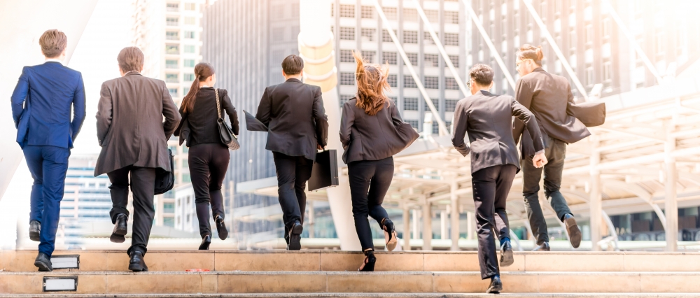 急步行對身體有不少好處。