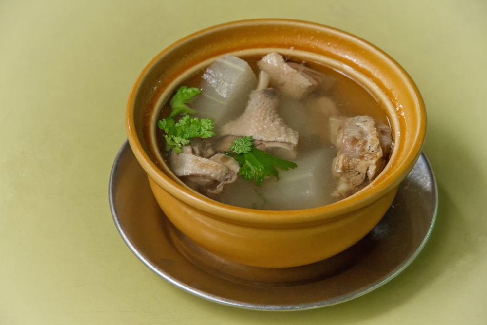 薏米荷葉扁豆冬瓜老鴨湯。