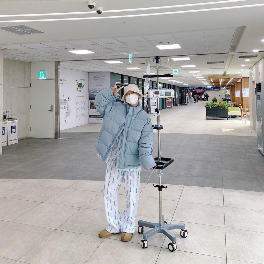 可惜,開朗的 새벽 最終也敵不過癌魔,於日前病逝,終年30歲。