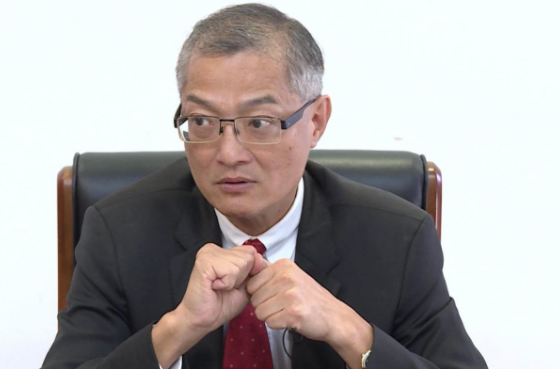 港大深圳醫院院長盧寵茂今早(15日)指,情況與疫苗供應量無關。他指,由於每日有名額,承認預約或會有難度。