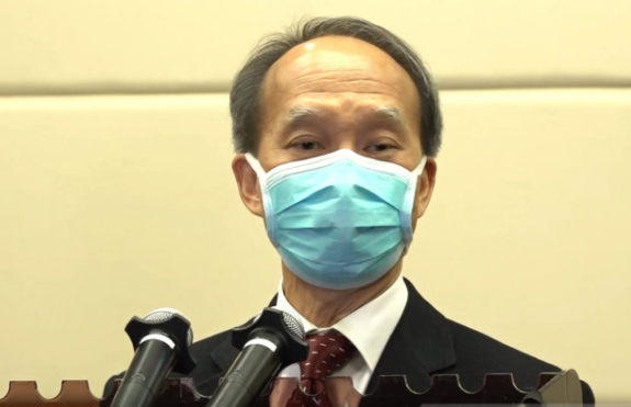 疫苗可預防疾病科學委員會主席劉宇隆今早(11日)表示,科興疫苗與流行性感冒疫苗同類,而內地亦有數據得出該疫苗對3至17歲的小童有效,認為科興疫苗也可向當局申請下調接種年齡。