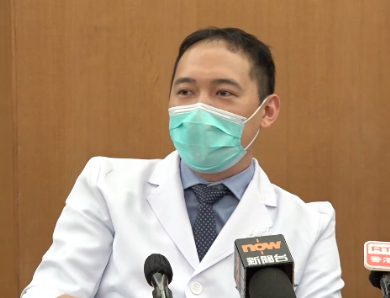 李曦說,因接種新冠疫苗出現嚴重過敏反應,情況十分罕有。