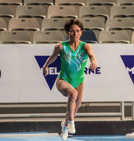 卓蘇維迪娜(Oksana Chusovitina)是一名烏茲別克體操選手,自1992年開始已開始參加奧運。