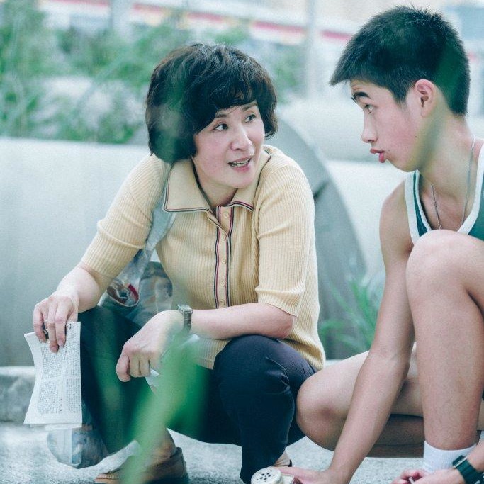 電影中的蘇樺偉一句對白指:「輸在起跑線沒關係,最重要知道終點在哪」更令人感動。