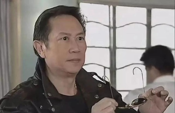 羅浩楷久未亮相幕前。