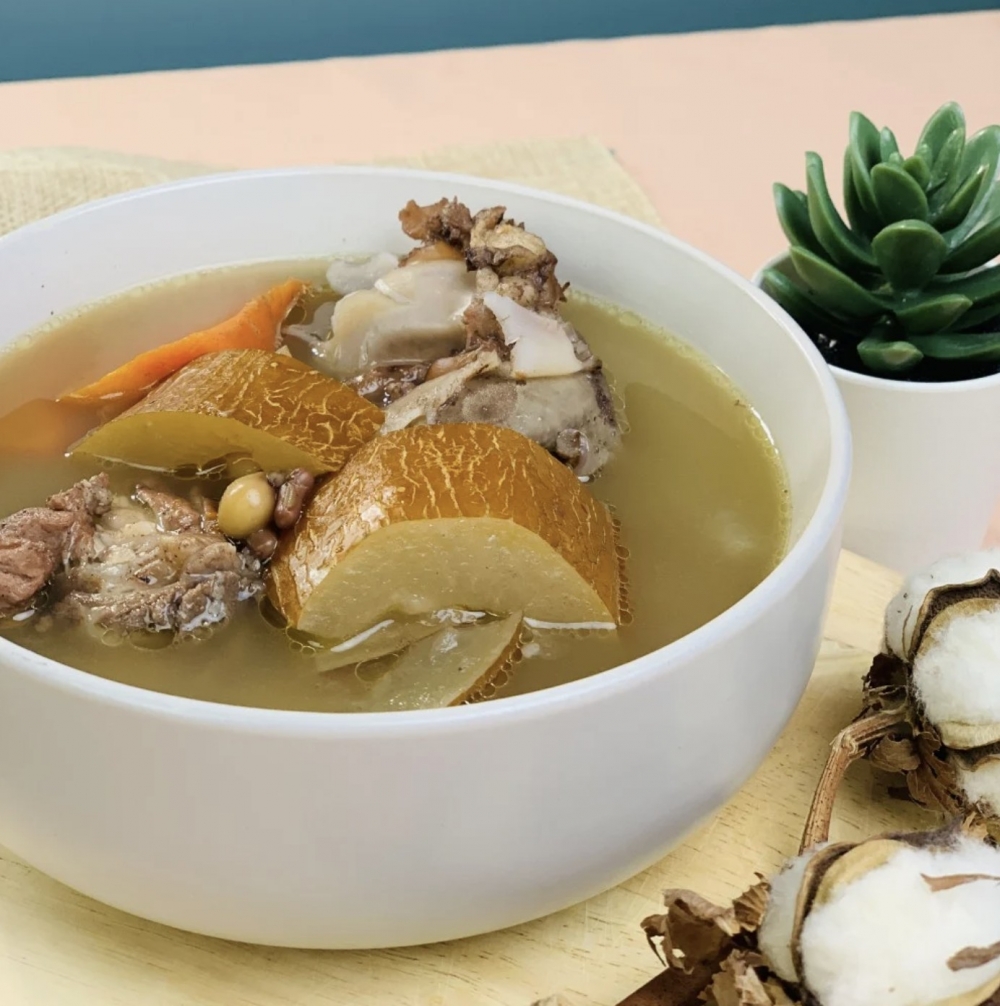 老黃瓜煲豬踭湯